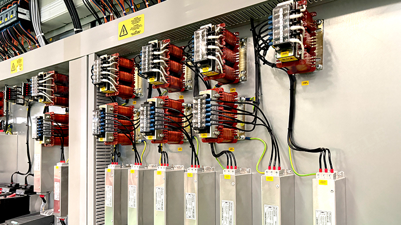 CE認(rèn)證控制柜：以三大核心標(biāo)準(zhǔn)筑就國(guó)際市場(chǎng)安全屏障